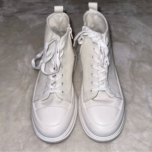 MIA White High Top Canvas Zip-Up Sneaker Shoe Size 8.5
